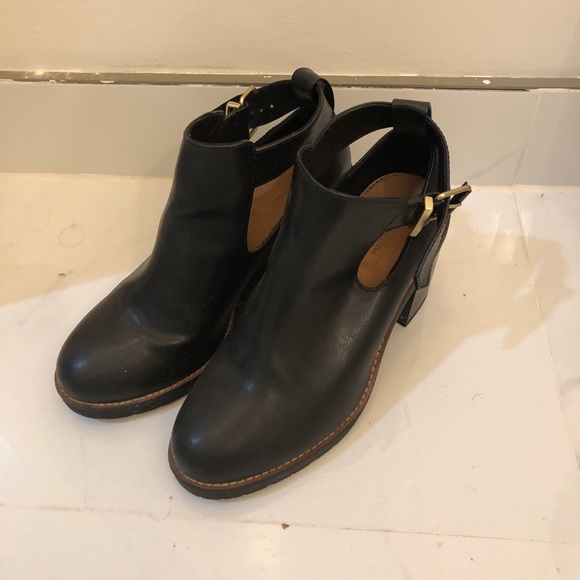 Shoes new - Picture 2 of 3